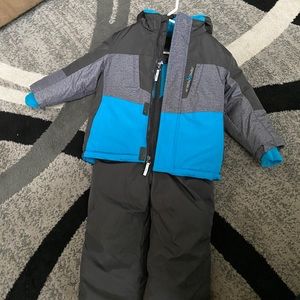 Boys 2T winter jacket and snow bib